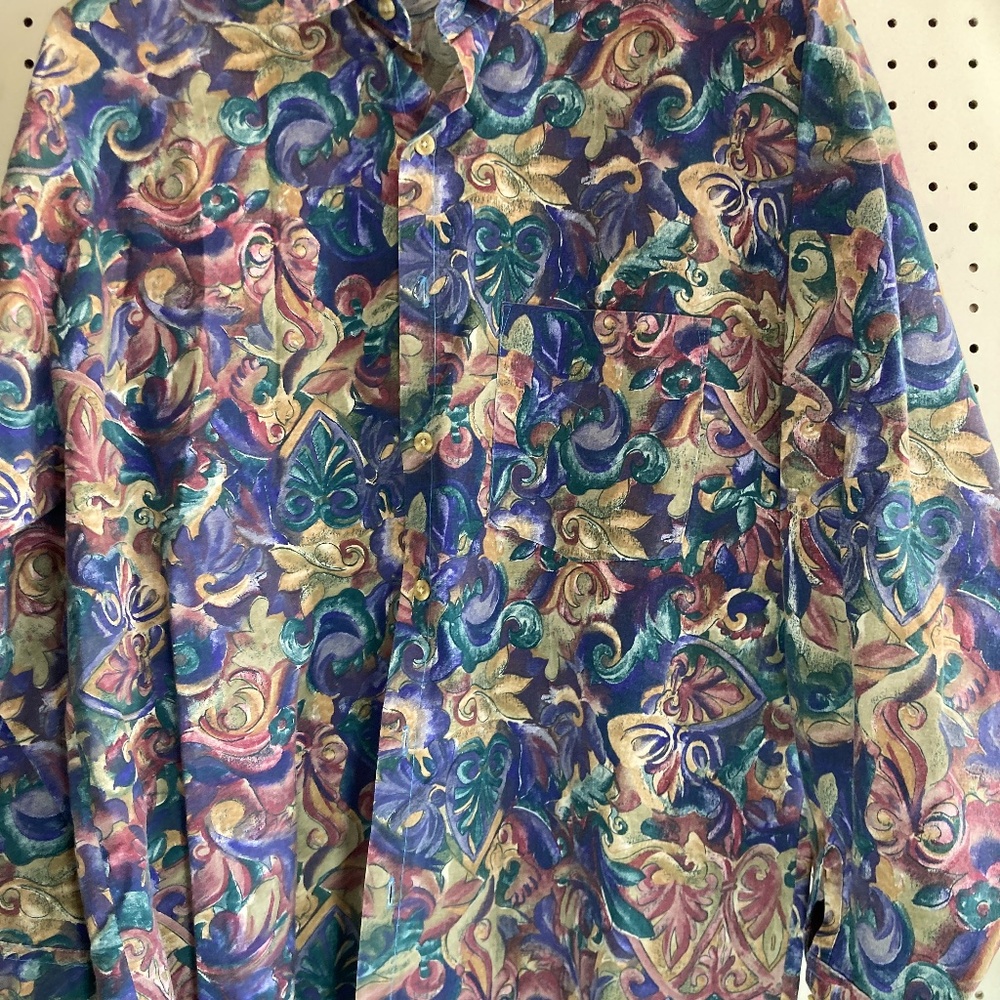 Vintage Bon Homme . Medium.multi color